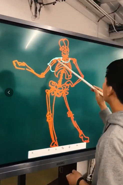 美术老师画人要先画骨学生收到网友成品逆天了