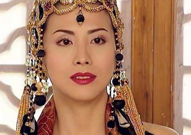 曾在风云中有倾世容颜的田丽今在都挺好中演彭昱畅的妈