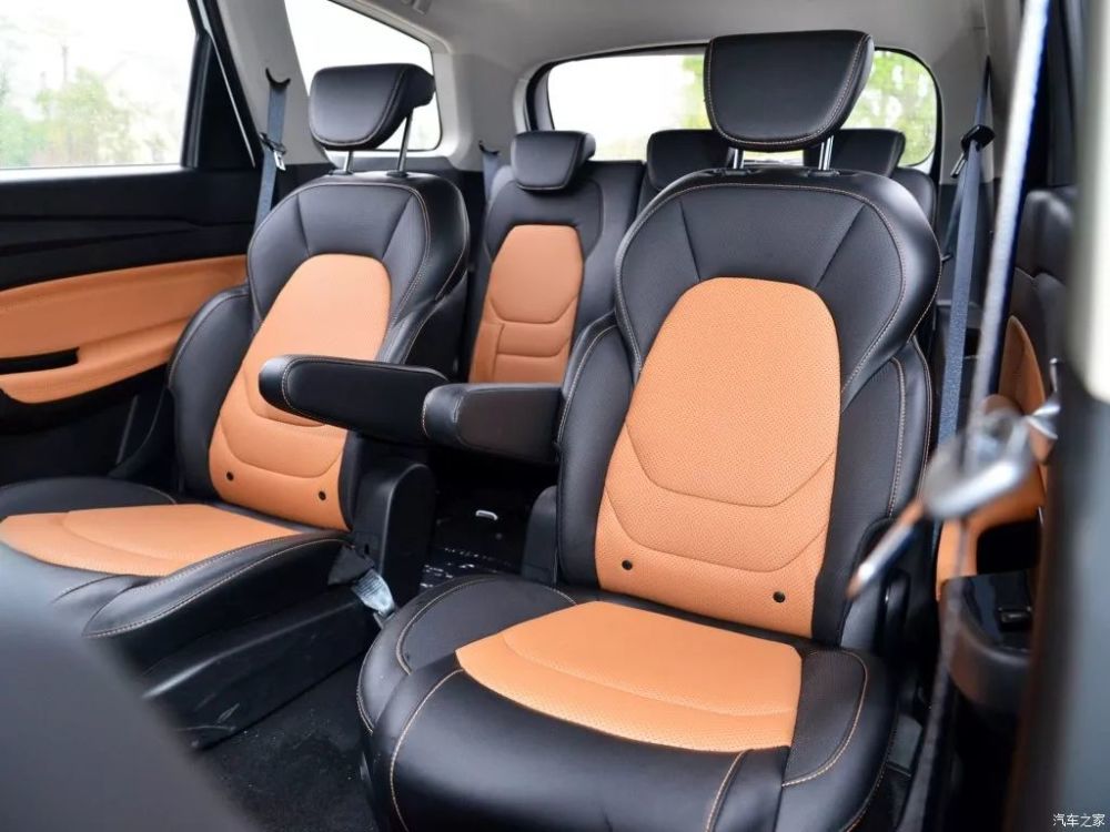 最低售价6.88万,手动挡开出了自动挡的感觉,这