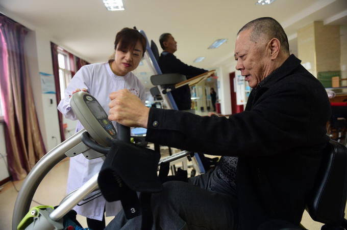 长期护理保险指什么?失能老人护理费也能报