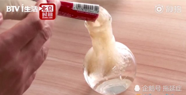 网传微波炉加热水后遇咖啡粉会暴沸?实验超危险!