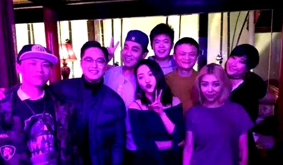 马云开音乐酒吧,logo是平头哥就算了,谁知名字还有这层含义