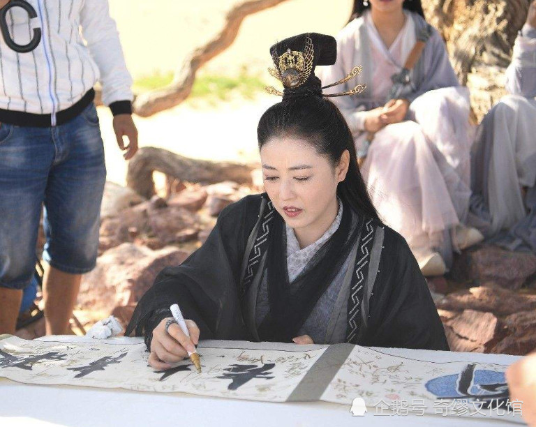 倚天:杨逍得知灭绝杀了纪晓芙,为啥不找她报仇