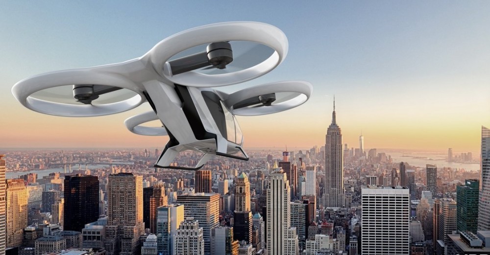 全球最大四旋翼飞机首亮相:再不怕堵车 用来运兵也很方便