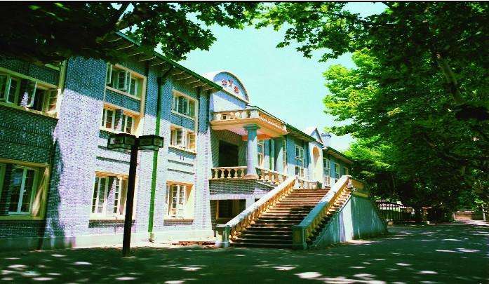 该名校被人戏称"福建大三本学校",不是实力问题,而是另有原因