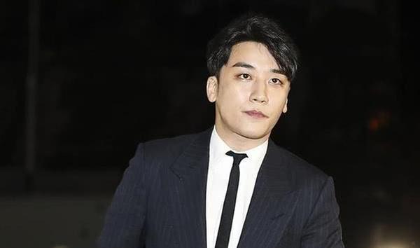 李胜利郑俊英top都曾被他预言网友直呼其是 千里眼 Bigbang 郑俊英 黄光熙 李胜利