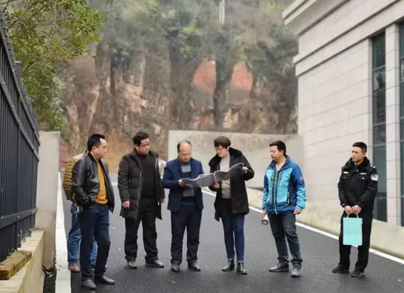 副县长宋鹏视察瓮安法院新审判大楼建设情况