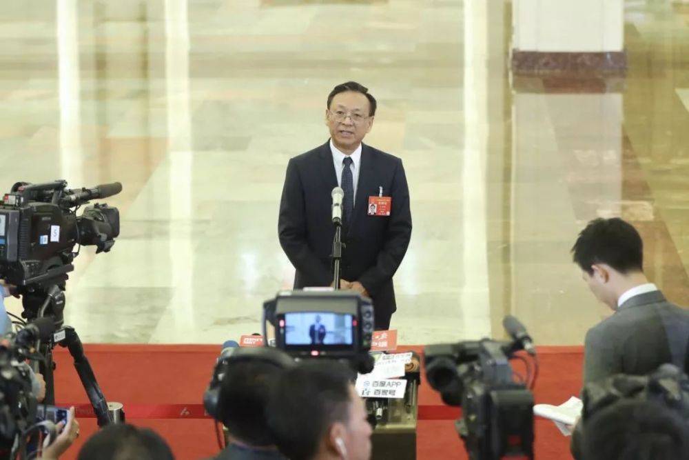 降低社保费率会影响养老金发放吗?听听人社部