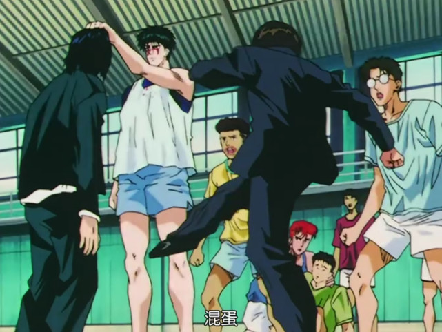 灌篮高手 流川枫的打架能力一直被低估了 实际和水户不相上下 灌篮高手 铁男 流川枫 水户洋平