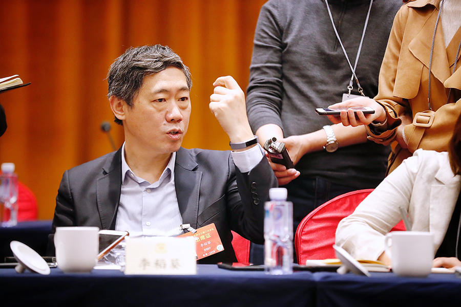 李稻葵  经济总量将是美国的_李稻葵