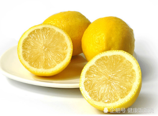 公认4种"最酸"水果,我堵100万,第2种你看到嘴巴就流口水