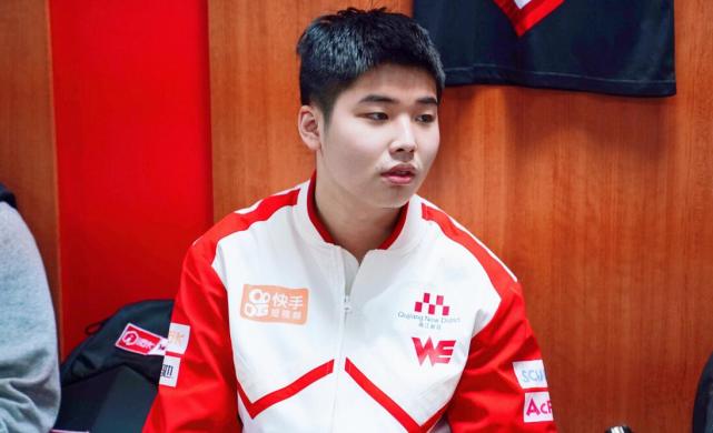 进入常规赛后半段,beishang(姜志鹏)坦言目前最想赢下对战v5的比赛