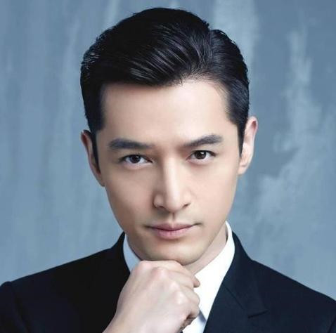 曝出胡歌近照,一条花臂满脸画渣,什么原因导致他颜值崩塌?