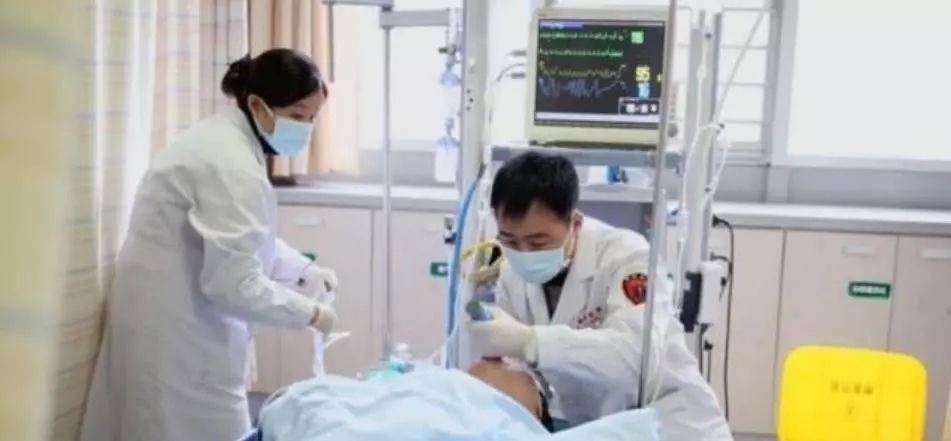 假酒中毒真的可以用真酒解毒吗?