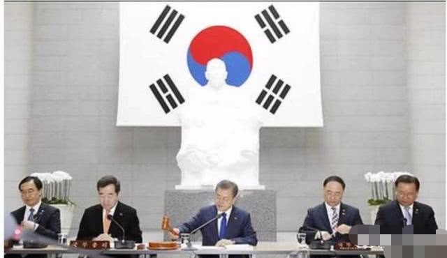 韩国总统只能有一届任期文在寅任期后朴槿惠还有机会翻盘吗