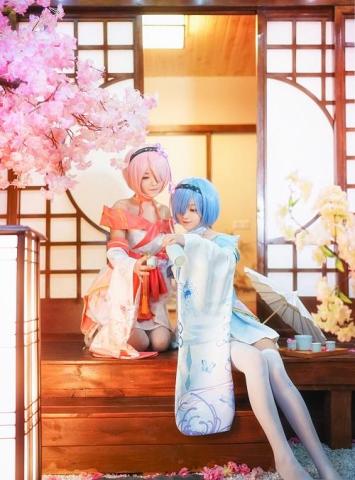 花cos拉姆雷姆,白丝即是正义,微胖才是极品!