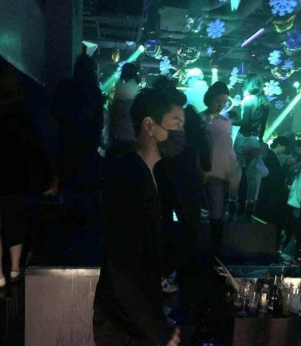 王大陆与胜利事件有关?酒吧玩耍照片疑曝光,正