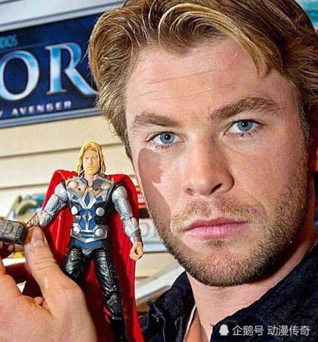 同样是复联英雄,钢铁侠手办精致!蜘蛛侠的逼真