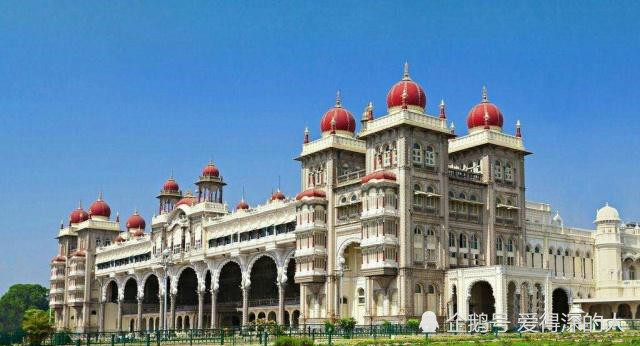 中国日本韩国印度四国四十年GDP与人均GDP对比