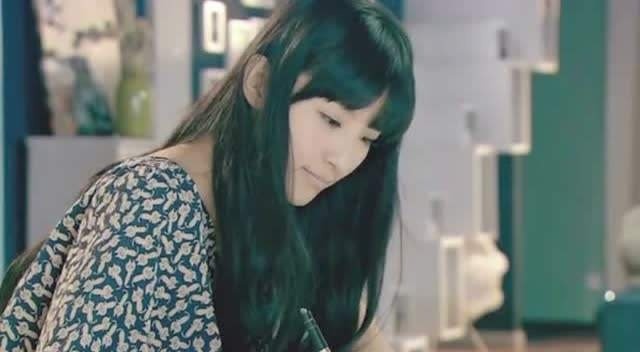 你朋友圈半年没发新动态,过得很孤独吧?