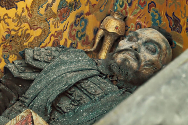 《鬼吹灯》中最强的僵尸:很多小伙伴可能会想到湘西尸王和红犼,但是