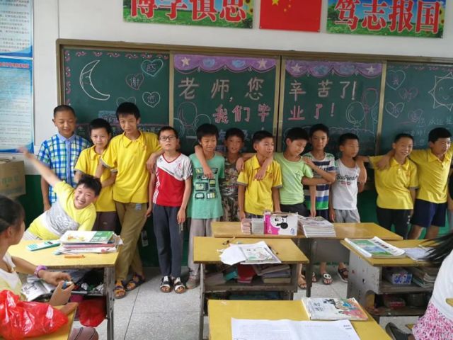 今天,人民日报微信公众号关注海门了:老师凭什