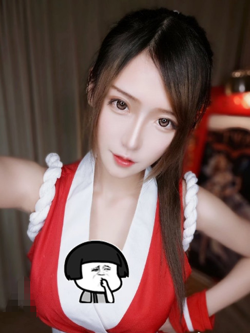 还在舔屏轩子巨二兔?看看腐团儿cos"不知火舞"后,更高级