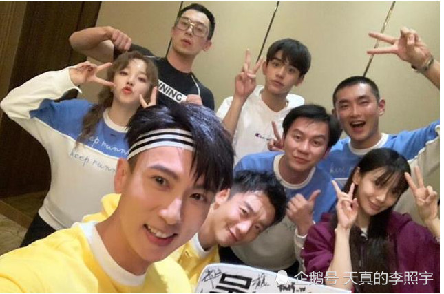 跑男大换血,晒近期拍摄照片,杨颖看上去老很多真的不再是少女了