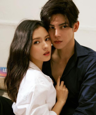 本以为买超和张嘉倪够甜了,看到低调的他们:什