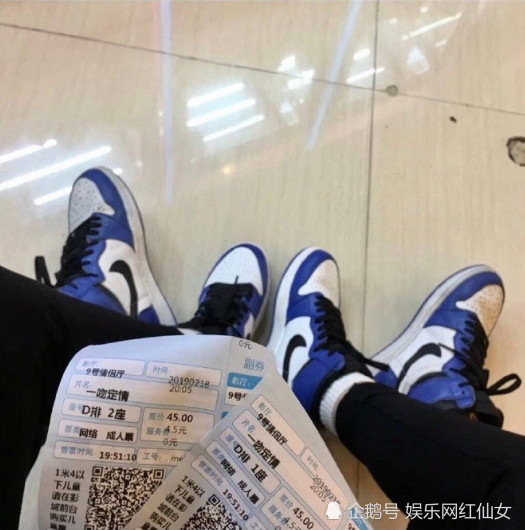 tf陈玺达女友最新街拍流出粉丝送的鞋穿到现在退团后实穷了