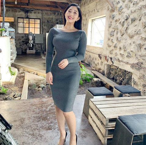 120斤的微胖女神,有一副厚实的身材,实力诠释丰腴美!_腾讯新闻