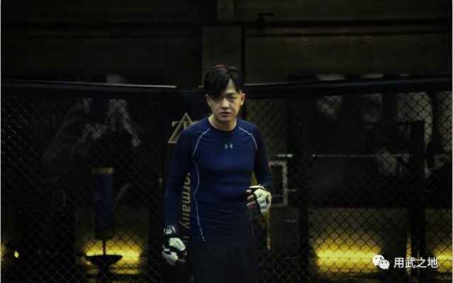 2019年中国最狠毒的富二代铁笼内重伤对手!