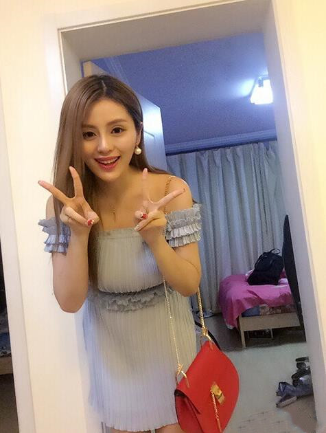 在哪里,只要有土豪愿意砸钱运作,分分钟杀入斗鱼前10应该是没问题了