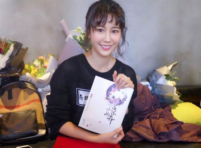 黄心娣演《小女花不弃》被骂翻 死忠粉组"护卫队"