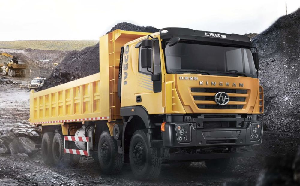 "工程之王"再创佳绩,上汽红岩金刚自卸车荣膺"可靠工程车口碑车型奖"