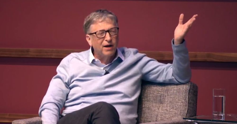 把人文精神带入AI,李飞飞和比尔·盖茨今天在