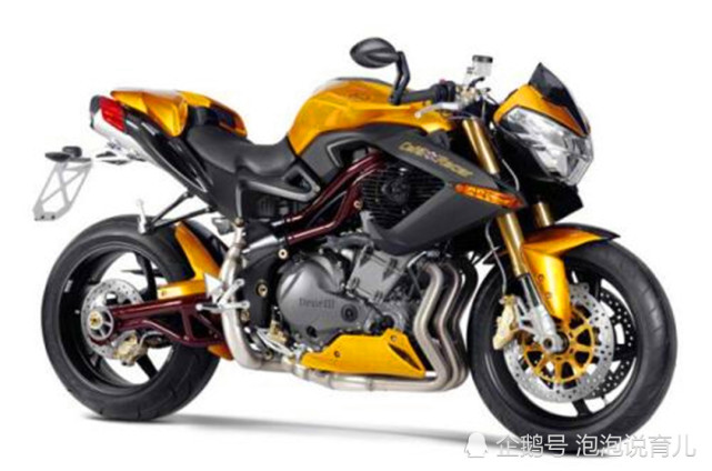 在纠结买贝纳利752还是黄龙600?