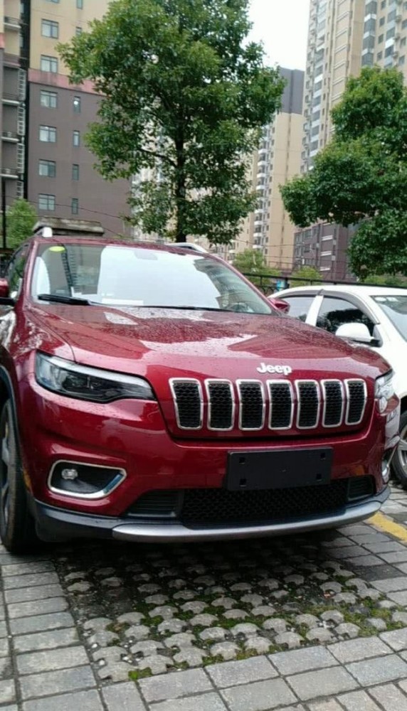 2019款廣汽菲克jeep-自由光,霸氣才是他的代言詞!