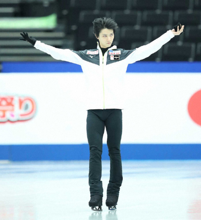 羽生结弦训练中