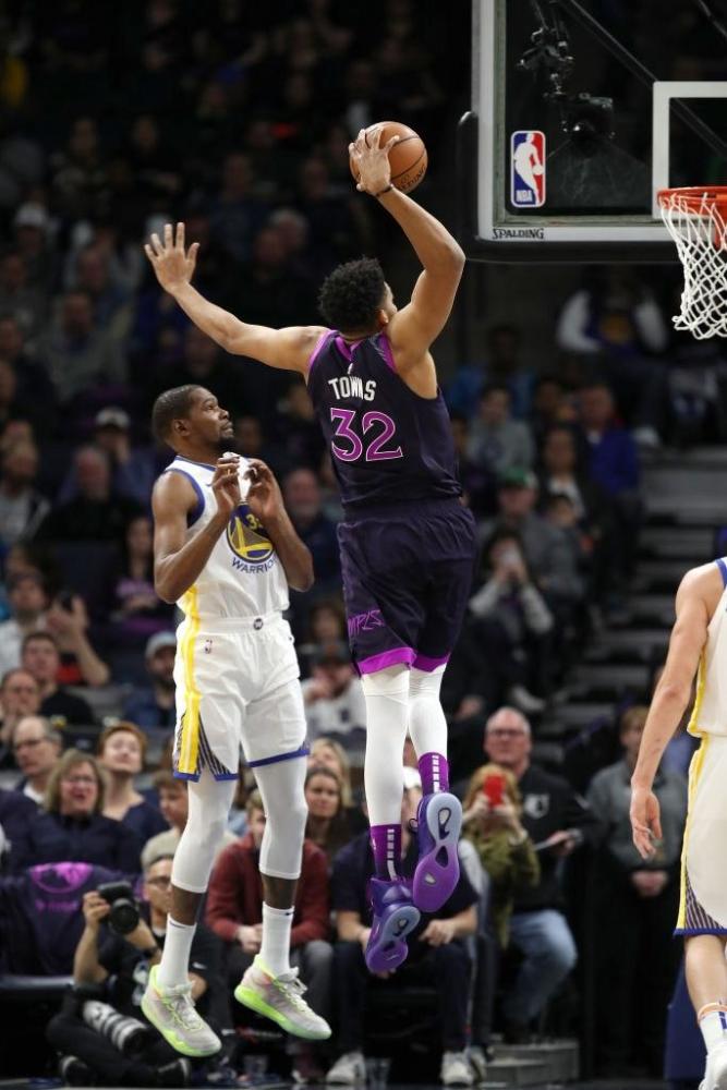 勇士胜森林狼 唐斯霸王劈扣震惊全场