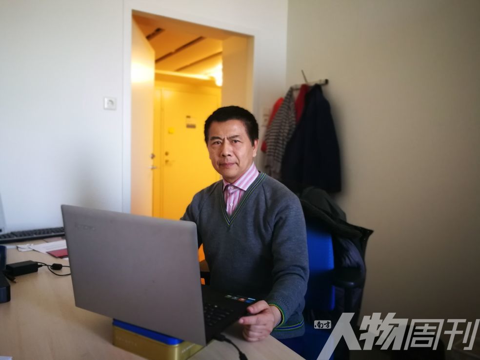 AI树洞救援团:曾救助过一个女孩,但只帮助