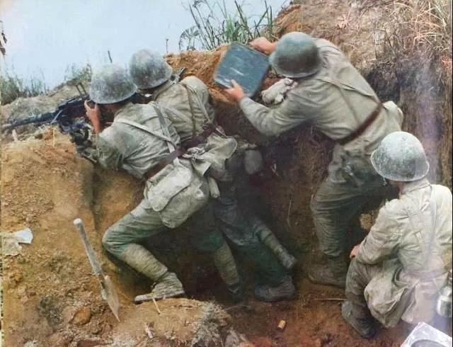 中越战争者阴山之战踏雷前行士兵用血肉之躯冲向雷区