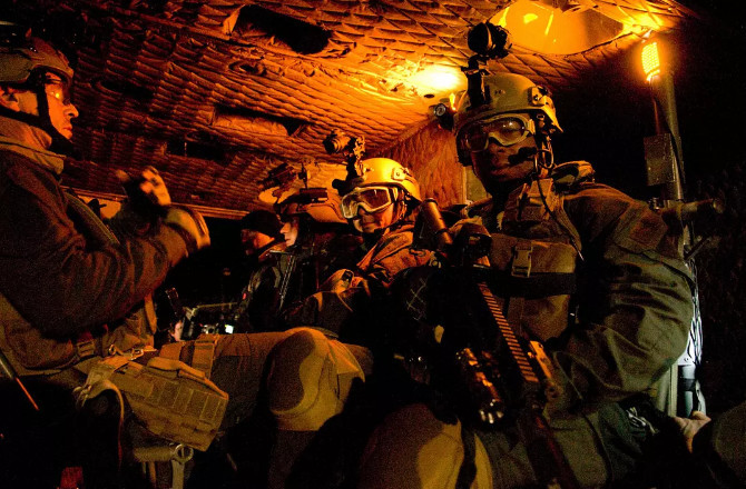 奥巴马杀奥萨马的故事,总统竞选助威宣传片