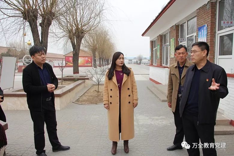 胡万琴副区长带队检查我区学校安全工作
