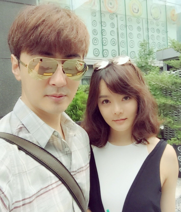 蔡琳否认与高梓淇离婚后现身,戴婚戒一脸幸福,网友:依旧很女神