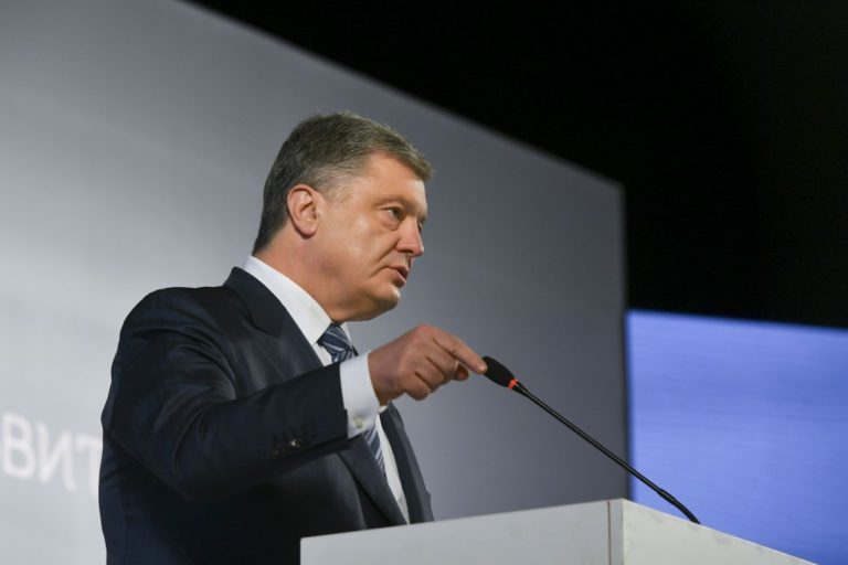 波罗申科:乌克兰与欧盟和美国同步制裁俄罗斯