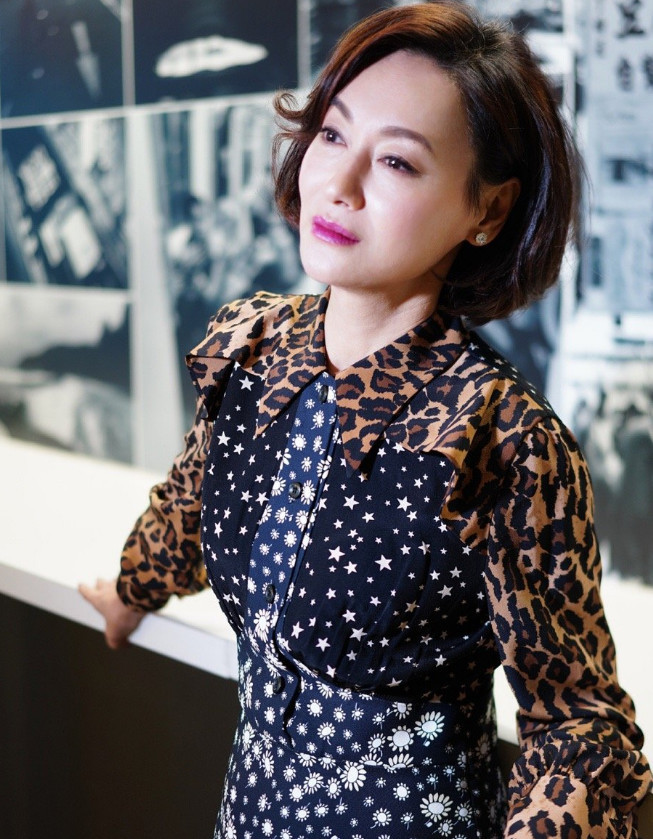 曾做过舞女患抑郁症,演艺圈拼搏44年,今成大满贯影后