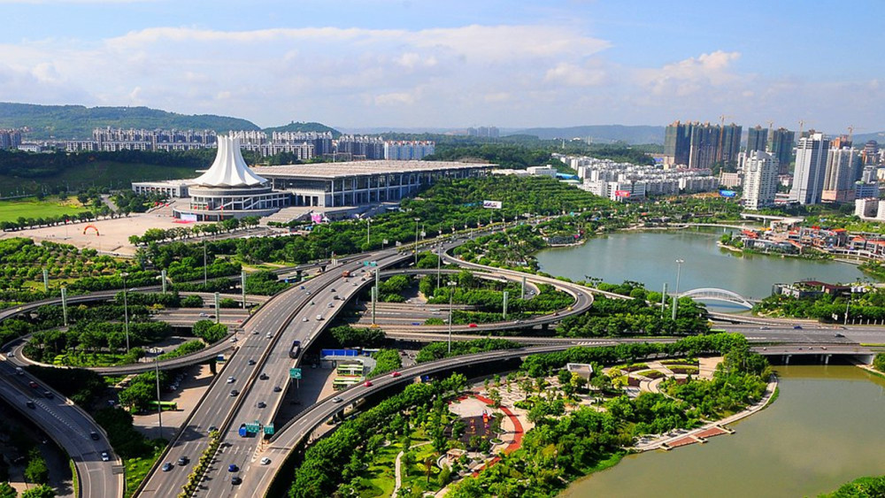 广西这两座城市有许多东北人,宜居环境堪比海南,会是你家乡吗?