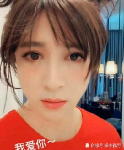 蔡徐坤罕见"女装照"被疯传,看到的那一刻,全网直呼"仙女"