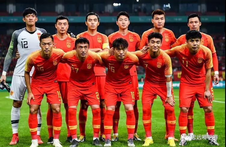 央视记者:中国队让泰国梅西踢成真梅西 遇到逼
